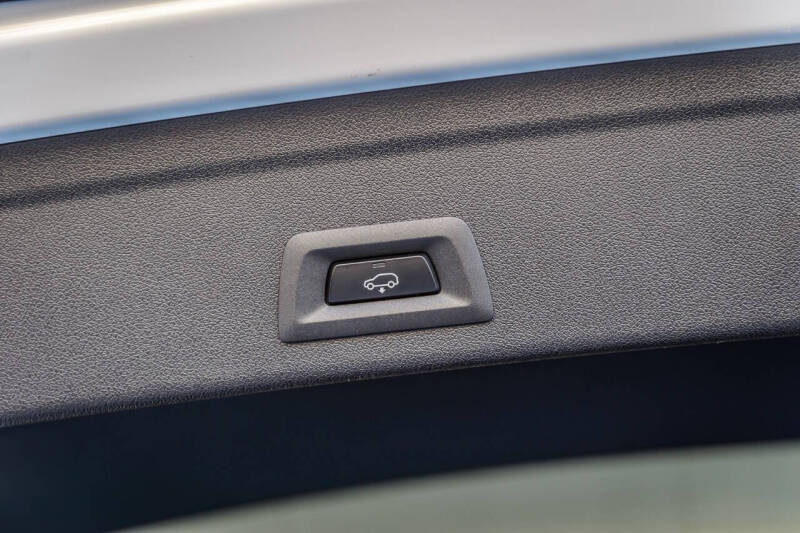 2021 BMW X6 xDrive40i