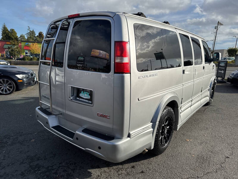 2017 GMC Savana 2500