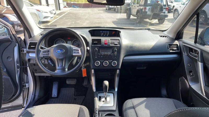 2015 Subaru Forester 2.5i
