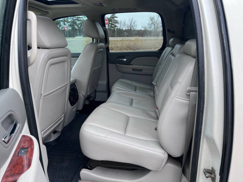 2013 Chevrolet Avalanche LTZ Black Diamond