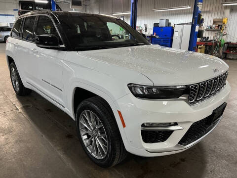 2025 Jeep Grand Cherokee Summit