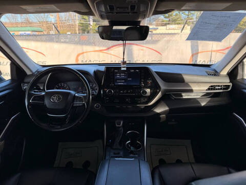 2021 Toyota Highlander XLE