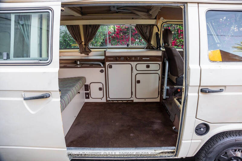 1982 Volkswagen Vanagon Camper