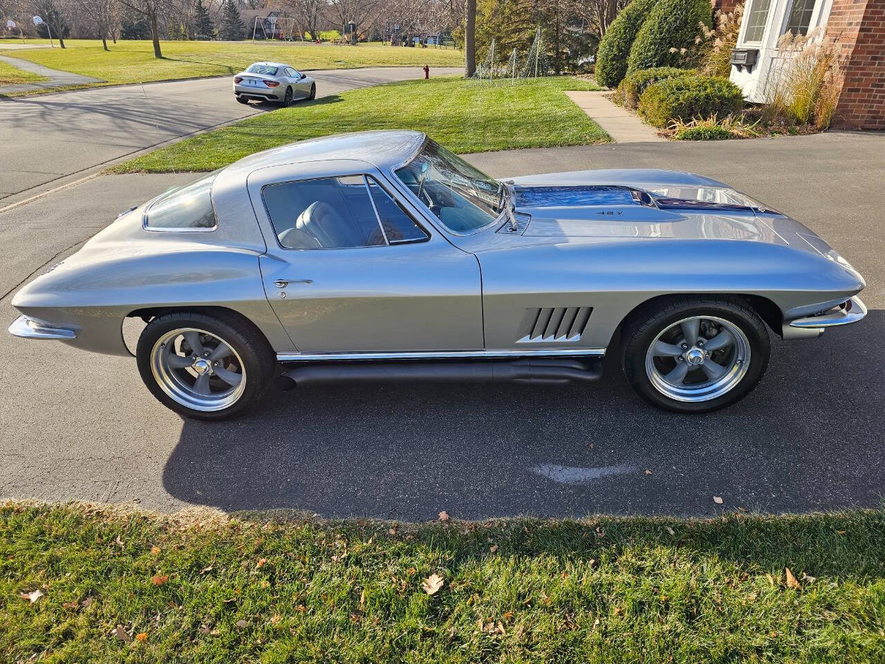 1967 Chevrolet Corvette 11