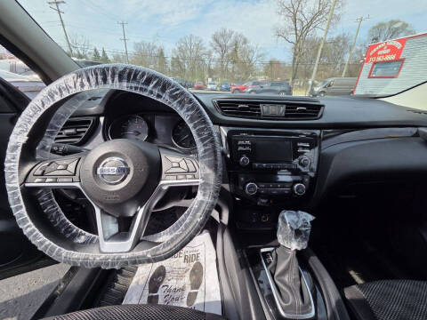 2018 Nissan Rogue Sport SV