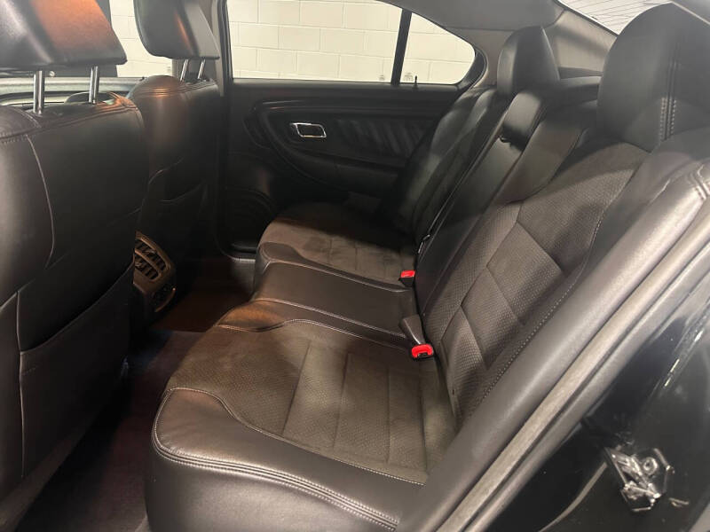 2011 Ford Taurus SHO