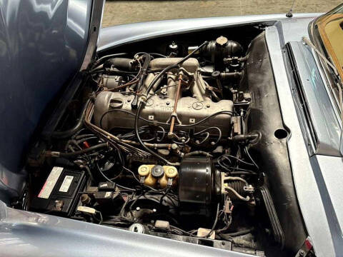 1970 Mercedes-Benz 280-Class