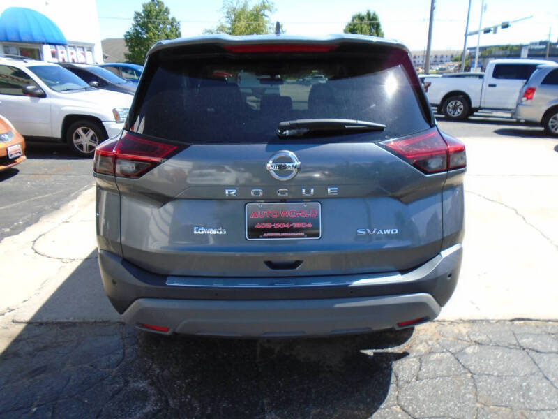2021 Nissan Rogue SV