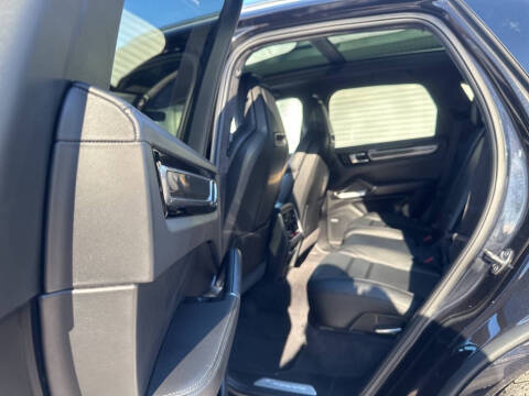 2020 Porsche Cayenne Turbo