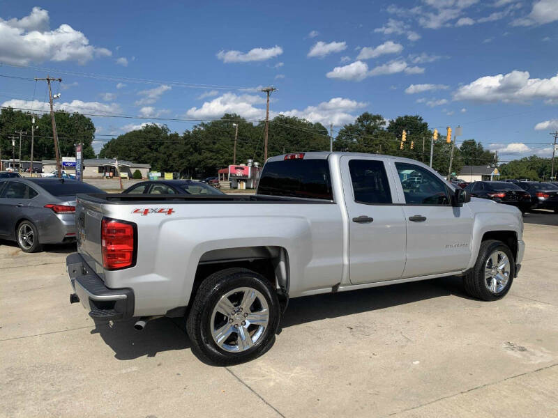 2017 Chevrolet Silverado 1500 Custom