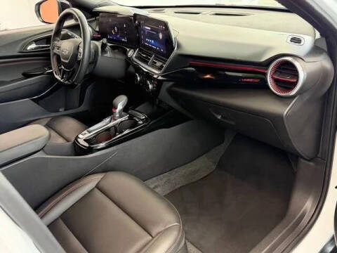 2025 Chevrolet Trax RS