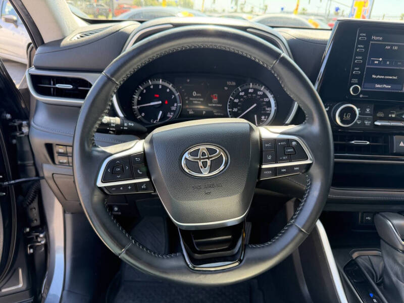 2021 Toyota Highlander XLE