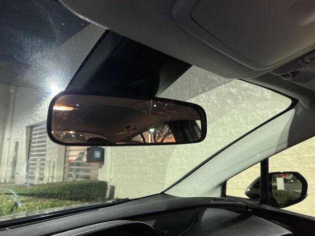 2019 Toyota Prius LE