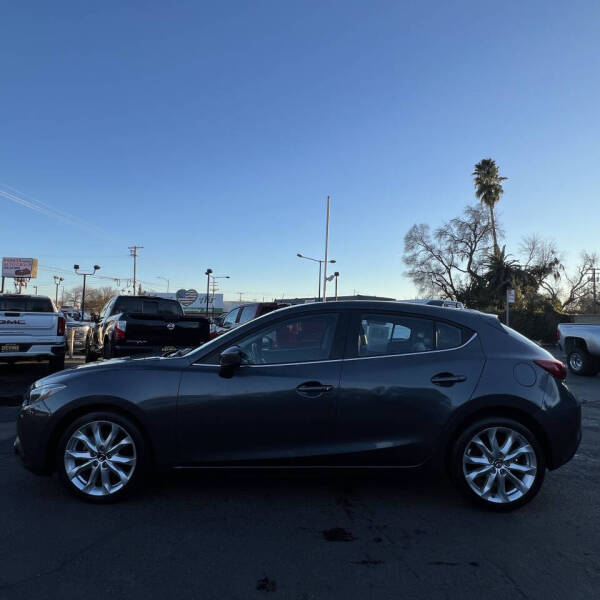 2015 Mazda MAZDA3 s Touring