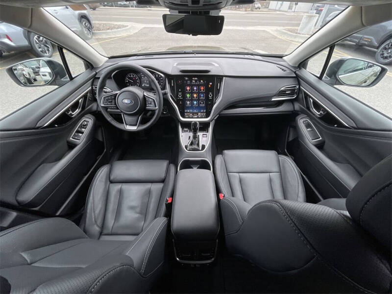 2025 Subaru Outback Touring XT