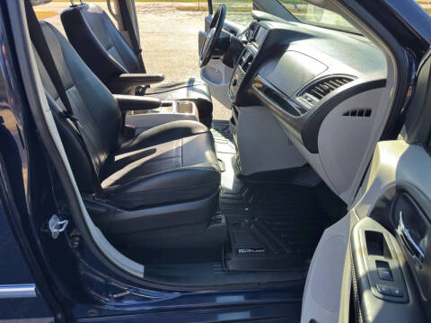 2014 Chrysler Town and Country Touring