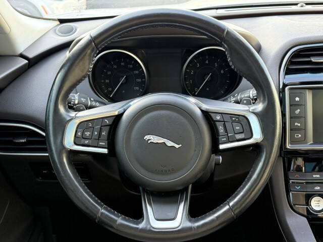 2018 Jaguar F-PACE 25t Prestige