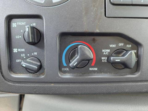 2009 Ford E-Series E-350 SD