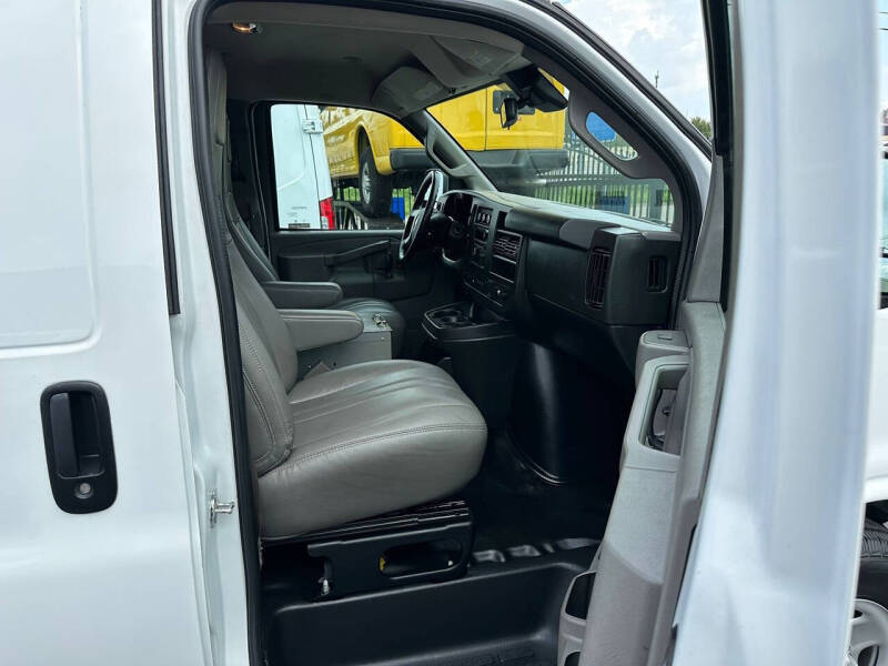2019 Chevrolet Express 3500