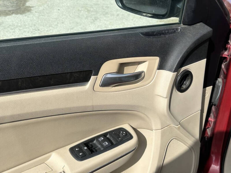 2012 Chrysler 300