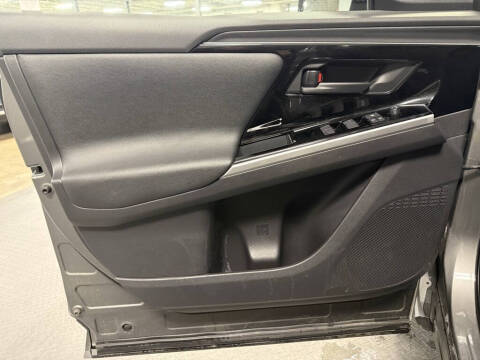 2024 Toyota bZ4X XLE