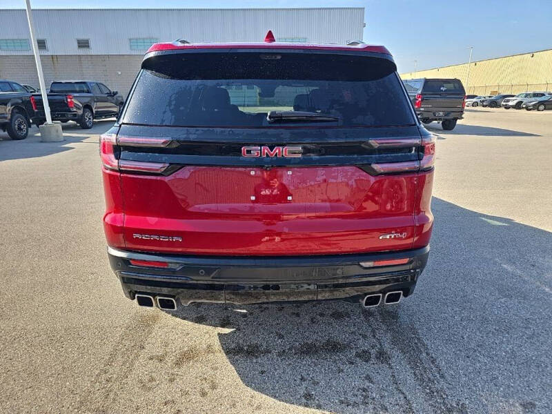 2026 GMC Acadia AT4