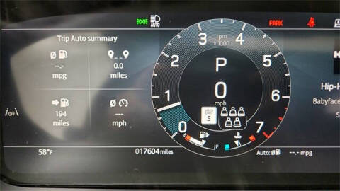 2024 Land Rover Discovery P300 Dynamic SE