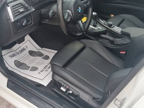 2016 BMW 3 Series 320i