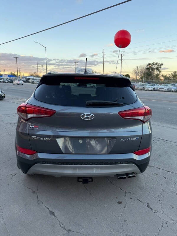 2017 Hyundai Tucson Sport