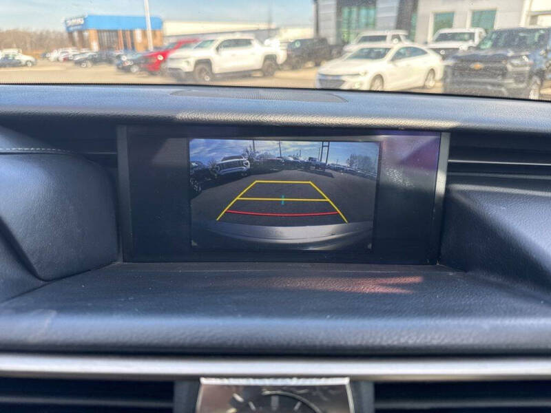 2018 Lexus IS 300