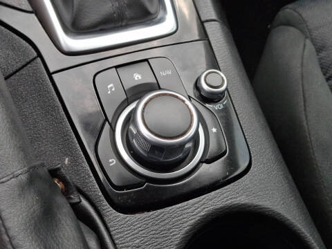 2015 Mazda MAZDA3 i Sport