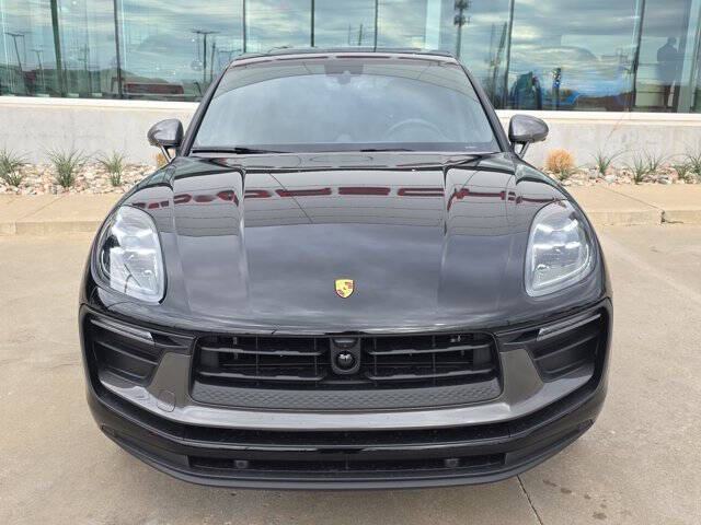 2026 Porsche Macan T