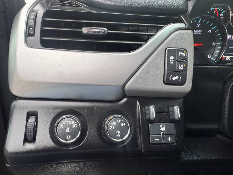 2015 Chevrolet Suburban LT