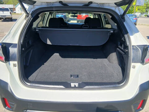 2022 Subaru Outback Premium