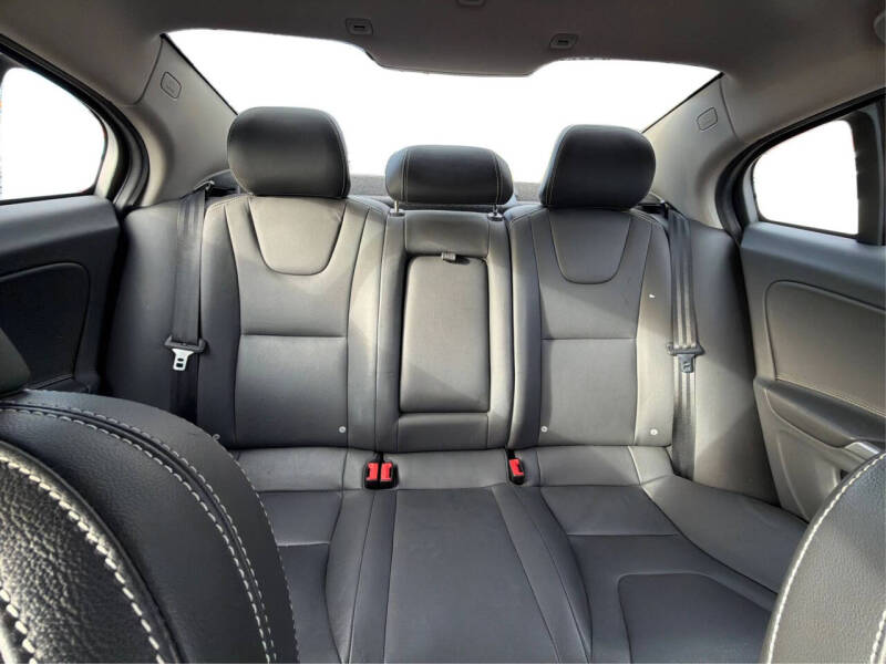 2017 Volvo S60 T5 Dynamic