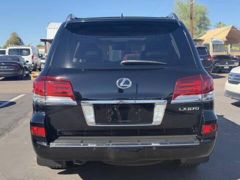 2015 Lexus LX 570