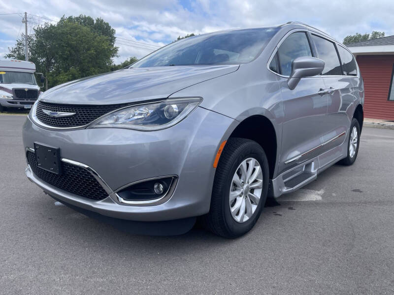 2018 Chrysler Pacifica Touring L