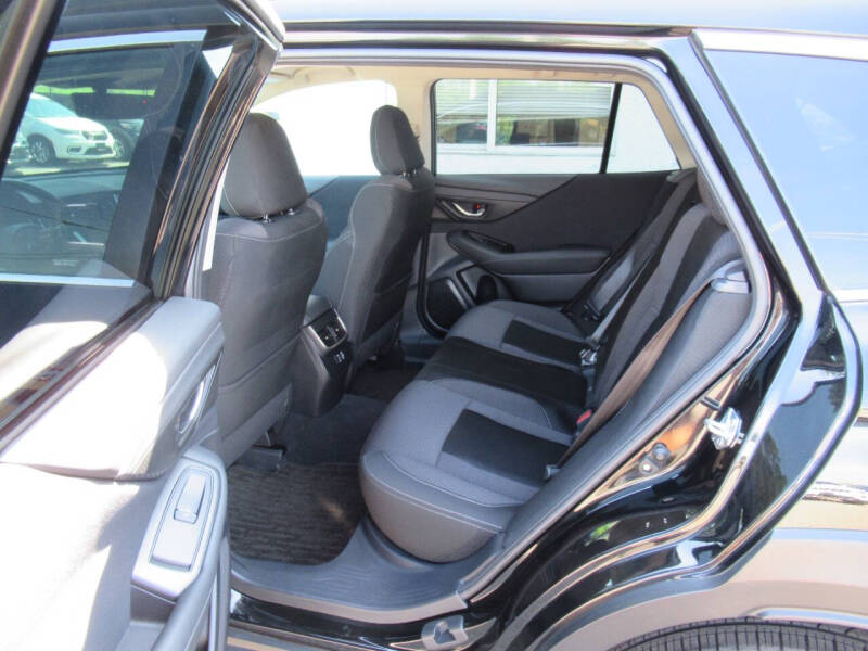 2023 Subaru Outback Premium