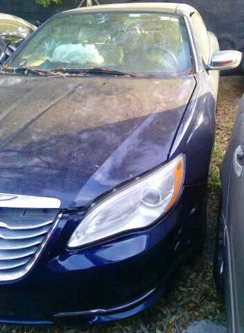 2013 Chrysler 200 Limited