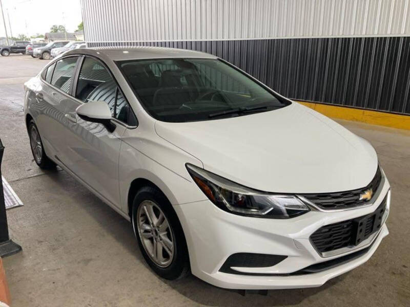 2017 Chevrolet Cruze LT Auto