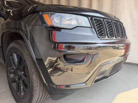 2020 Jeep Grand Cherokee Altitude
