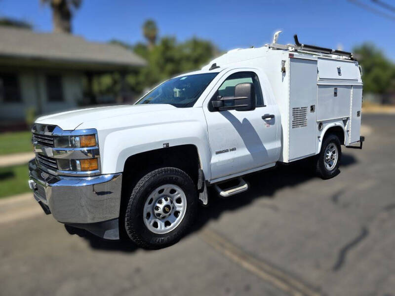2015 Chevrolet Silverado 3500HD CC