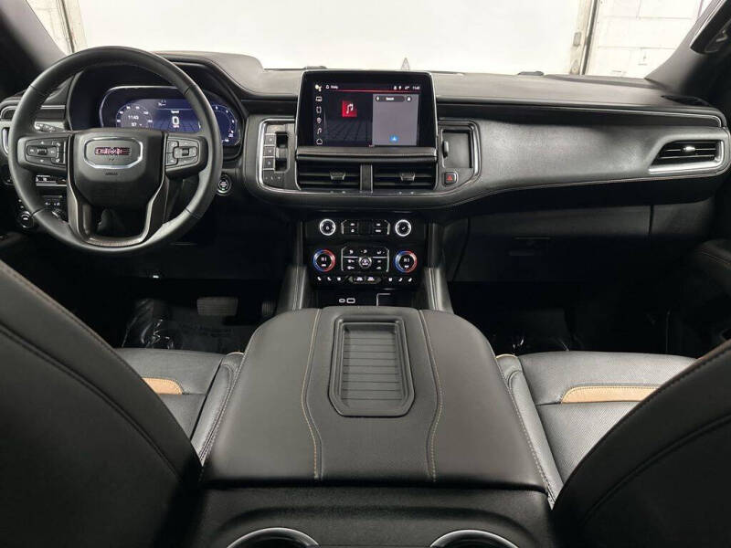 2024 GMC Yukon AT4