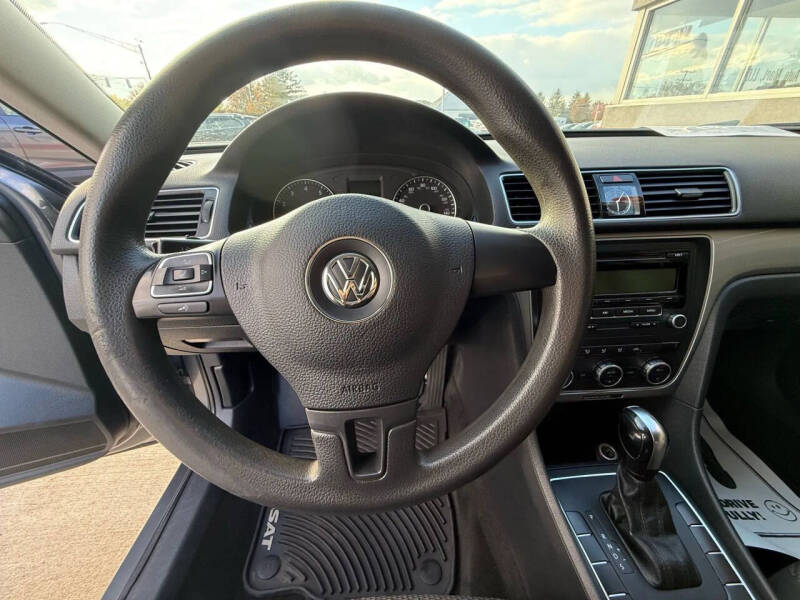 2012 Volkswagen Passat S