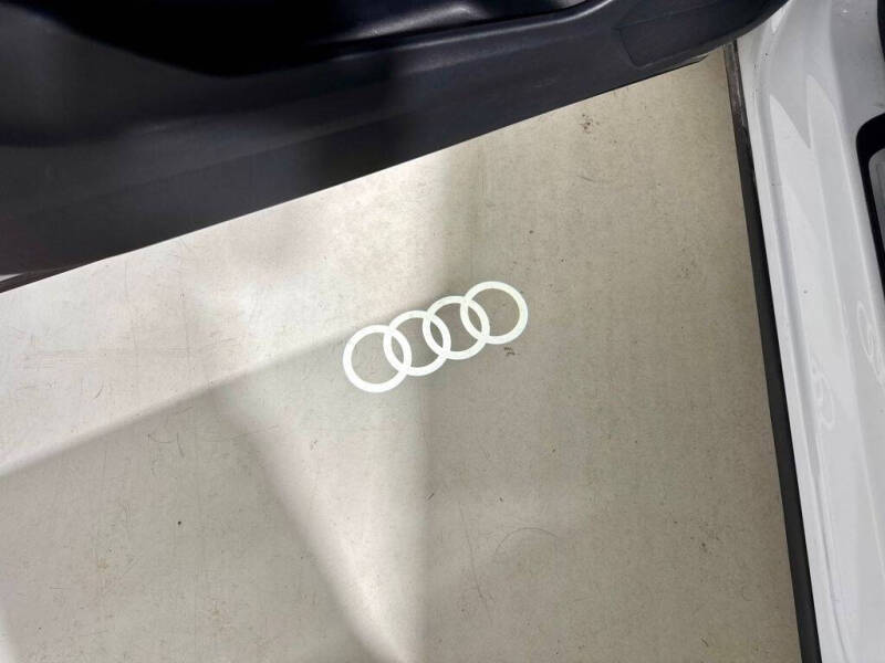 2022 Audi Q4 e-tron quattro Premium Plus 50