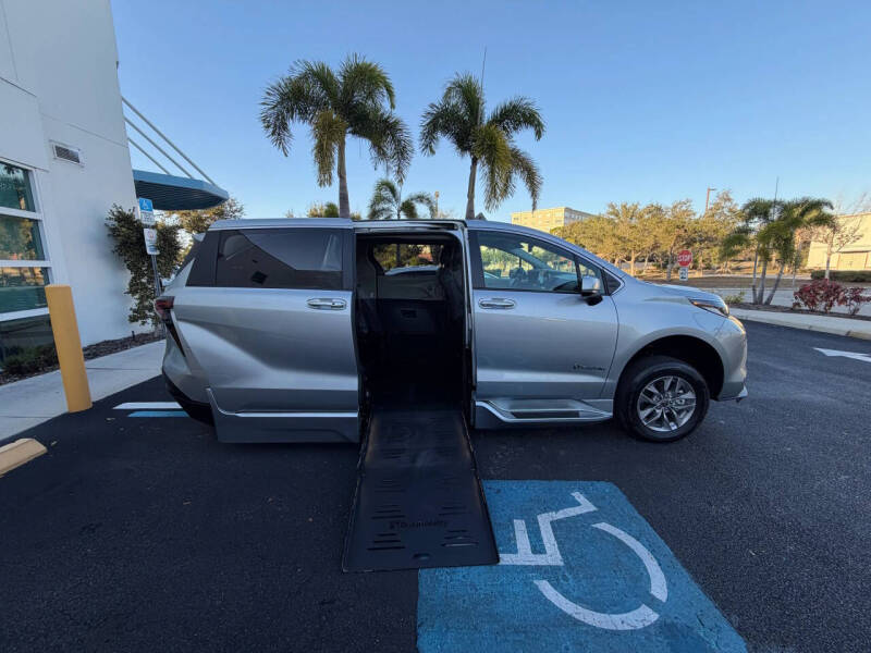 2024 Toyota Sienna