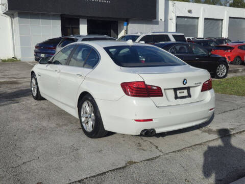 2016 BMW 5 Series 528i