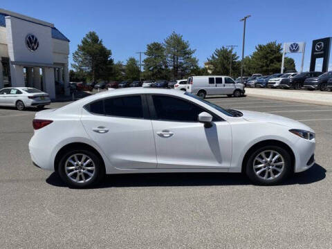 2015 Mazda MAZDA3 i Touring