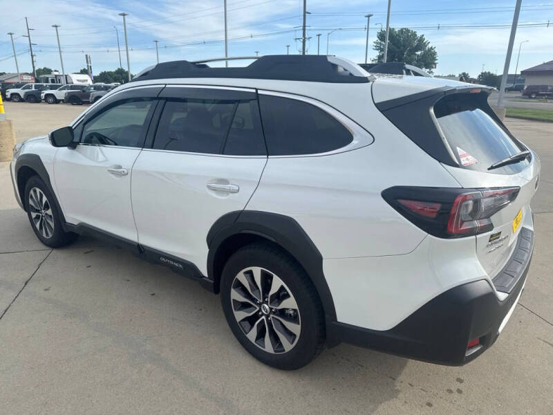 2025 Subaru Outback Touring XT