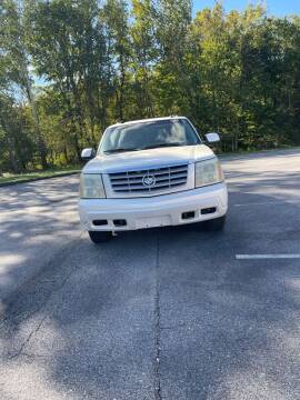 2004 Cadillac Escalade for sale at Auto Discount Center in Laurel MD